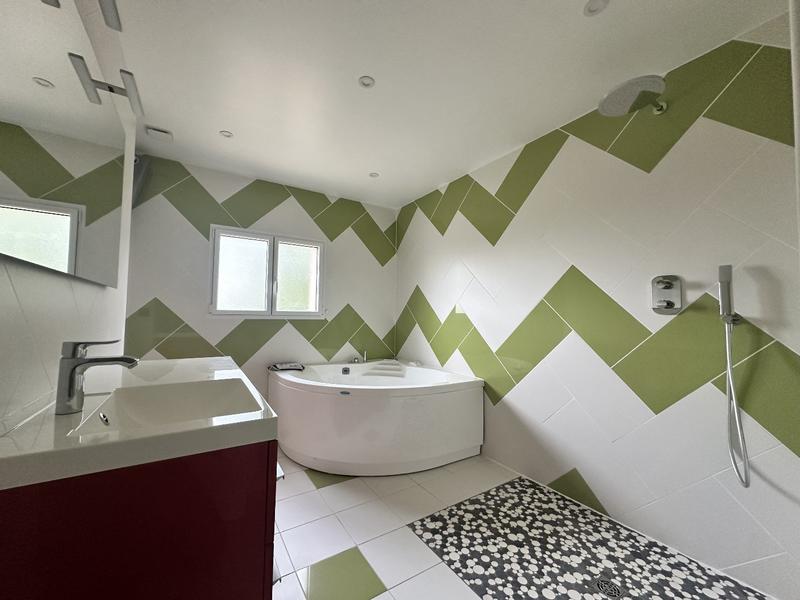 Maison - 170 m² - 7 pièces