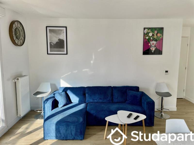 Chambre - 13 m² - 1 pièce