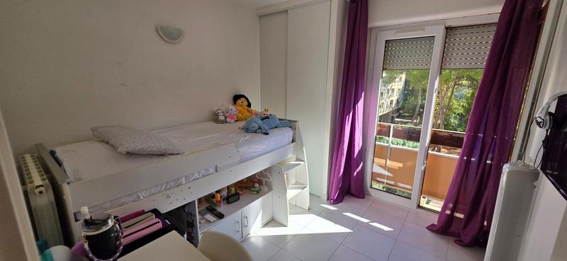 Appartement - 88 m² - 5 pièces