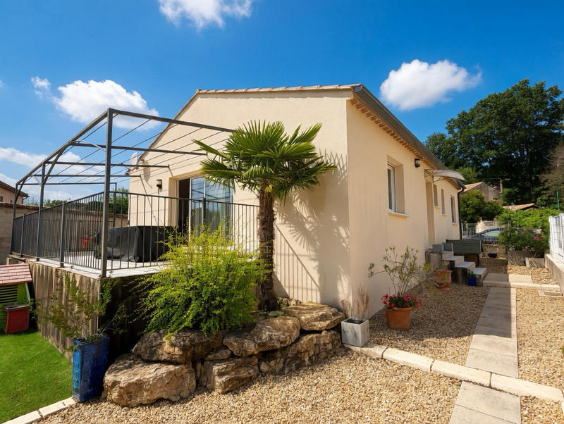 Villa - 95 m² - 3 pièces