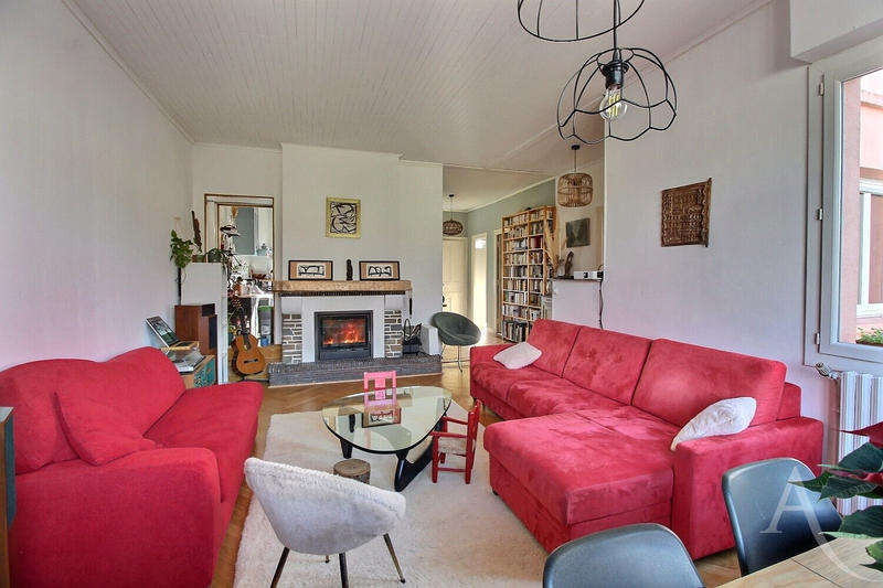 Maison - 160 m² - 6 pièces