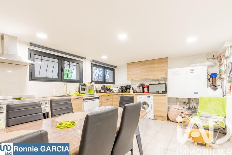 Maison - 185 m² - 6 pièces