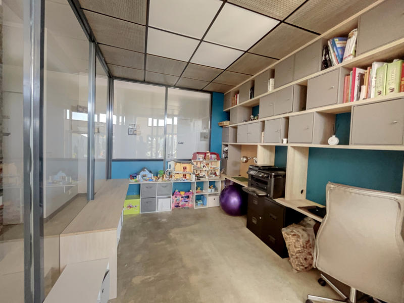 Maison - 179 m² - 6 pièces