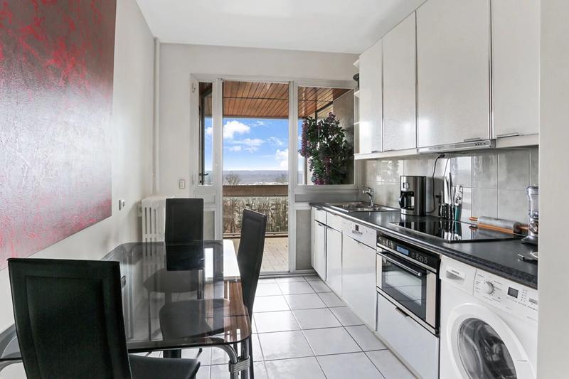 Appartement - 111 m² - 4 pièces