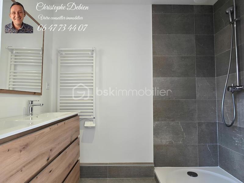 Pavillon - 167 m² - 7 pièces