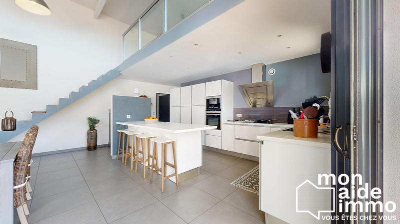 Maison contemporaine - 185 m² - 5 pièces