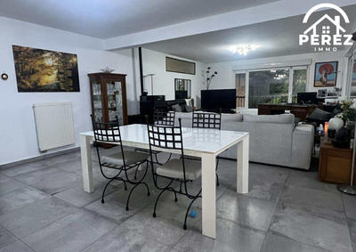 Villa - 242 m² - 7 pièces