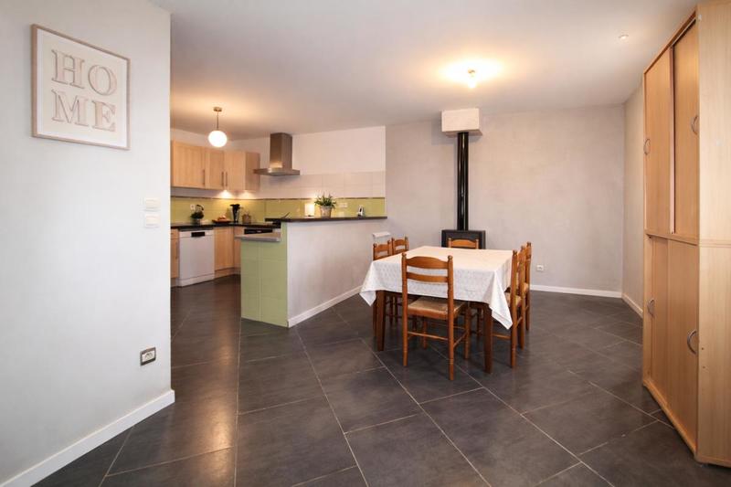 Maison - 83 m² - 5 pièces