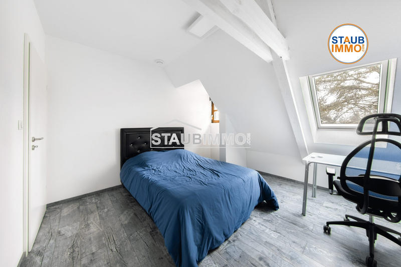 Maison - 271 m² - 13 pièces