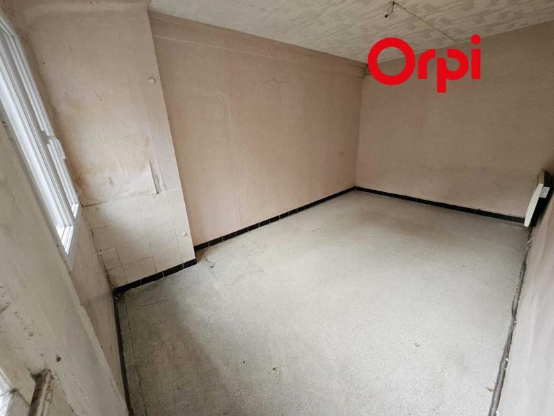 Immeuble - 160 m² - 8 pièces