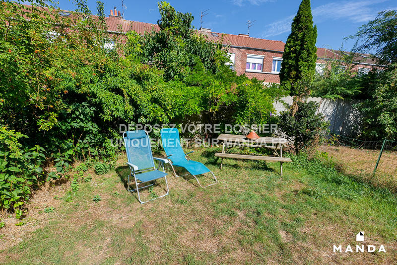 Chambre - 10 m² - 4 pièces