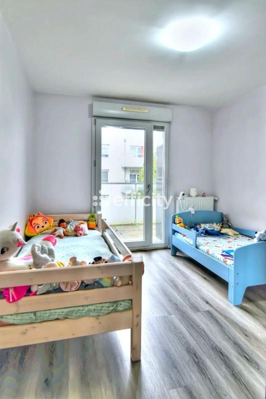 Appartement - 77 m² - 4 pièces