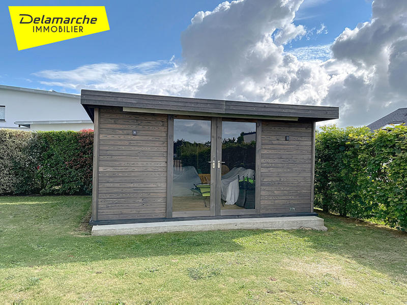 Maison - 241 m² - 7 pièces