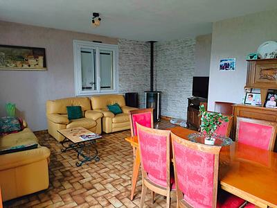 Maison - 80 m² - 5 pièces