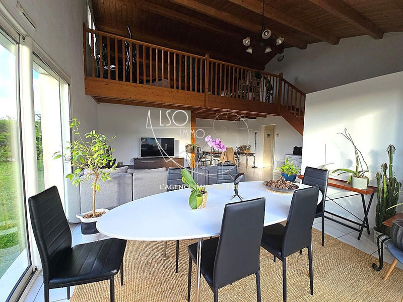 Maison traditionnelle - 124 m² - 5 pièces