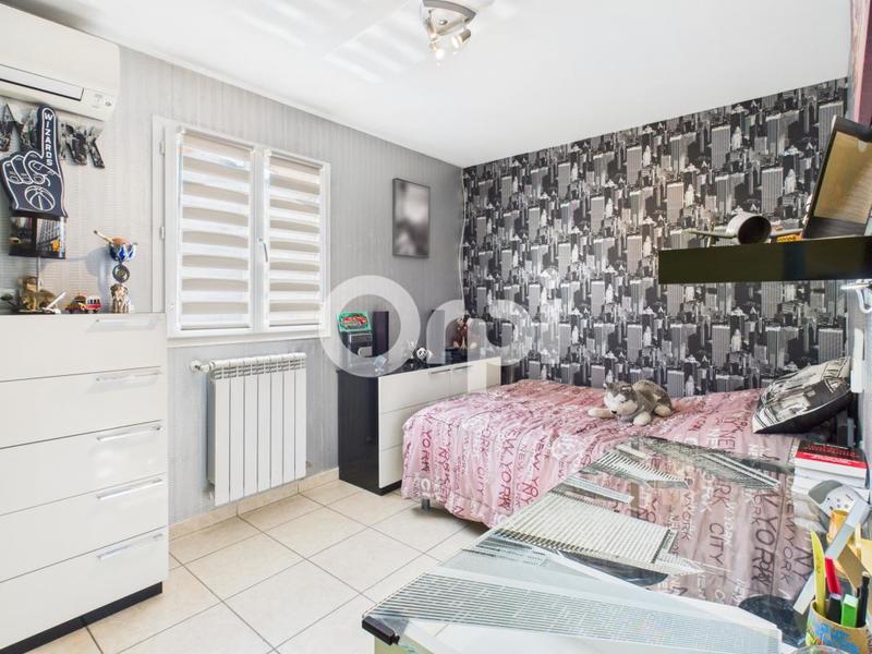 Maison - 142 m² - 6 pièces