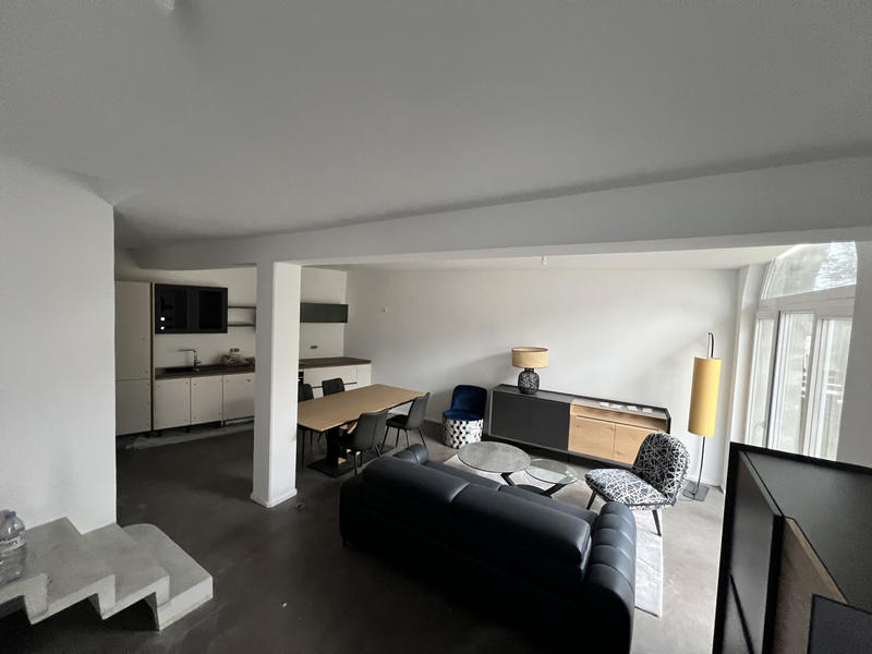 Maison - 85 m² - 4 pièces