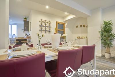 Chambre - 10 m² - 1 pièce