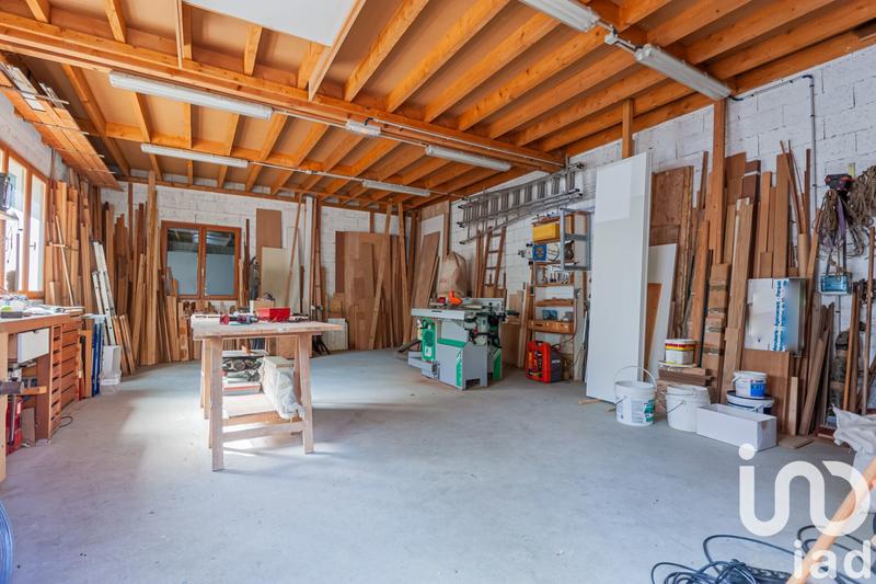 Maison - 143 m² - 5 pièces