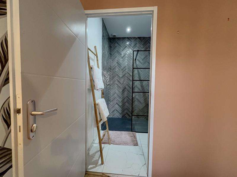 Appartement - 138 m² - 5 pièces