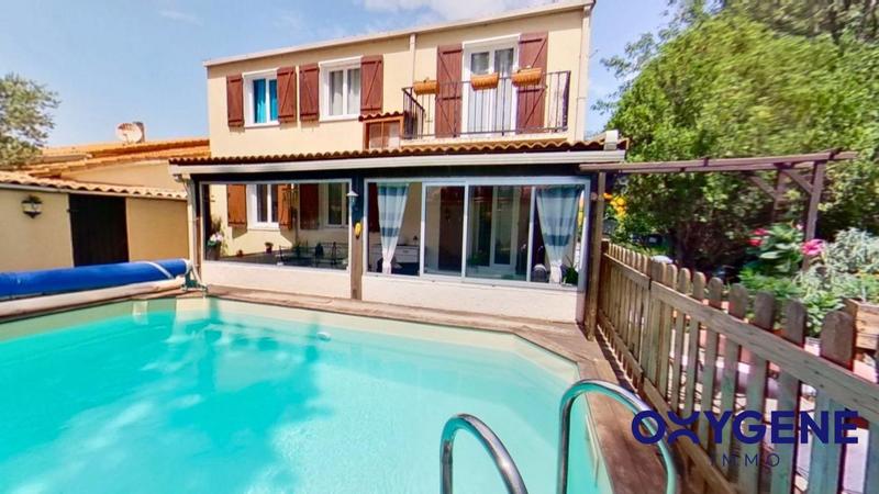 Maison - 130 m² - 6 pièces