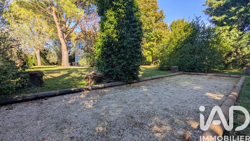 Maison - 305 m² - 8 pièces