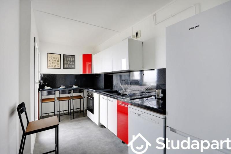 Chambre - 13 m² - 1 pièce