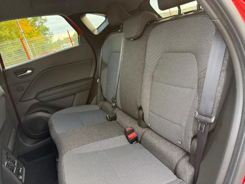 Renault Captur E-Tech full hybrid 160 ch Techno