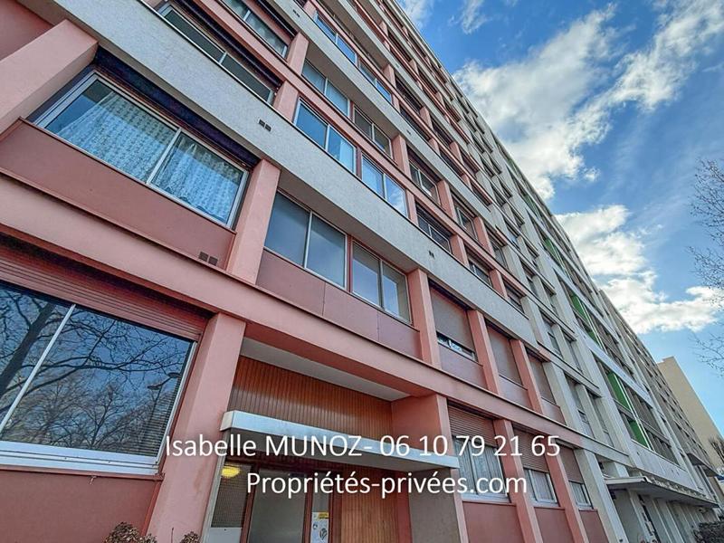 Appartement - 81 m² - 4 pièces