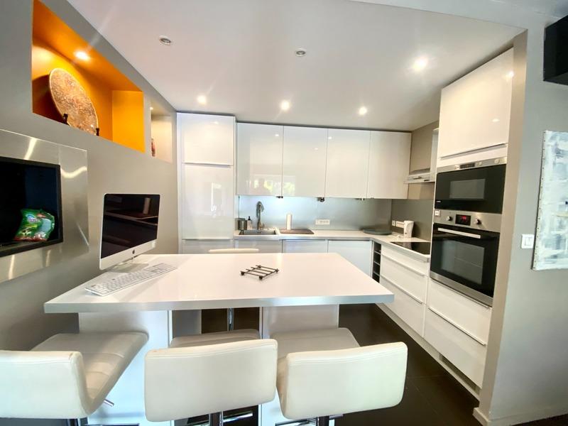 Appartement - 80 m² - 3 pièces