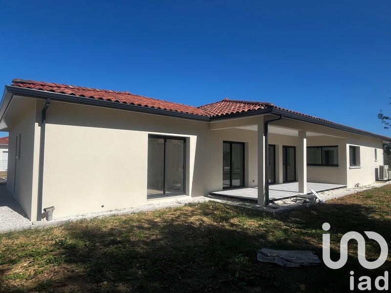 Maison - 141 m² - 5 pièces