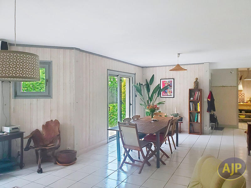 Maison - 173 m² - 7 pièces