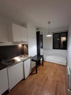 Studio - 15 m² - 1 pièce