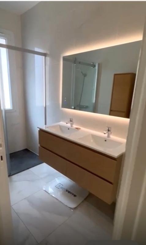 Appartement - 95 m² - 3 pièces