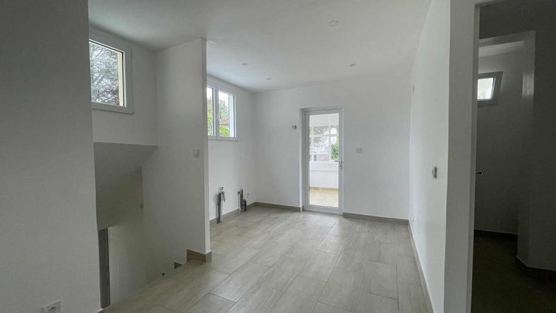 Maison - 97 m² - 5 pièces