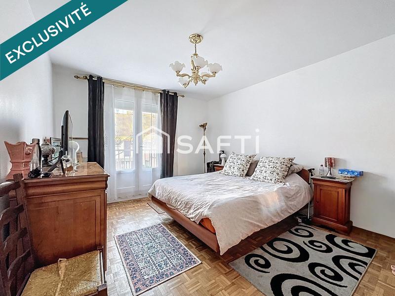 Maison - 101 m² - 8 pièces