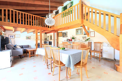 Maison - 285 m² - 15 pièces