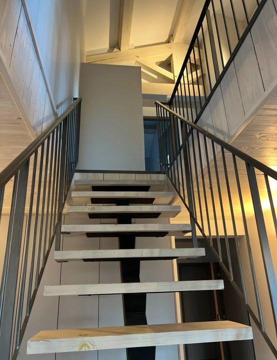 Maison - 281 m² - 12 pièces