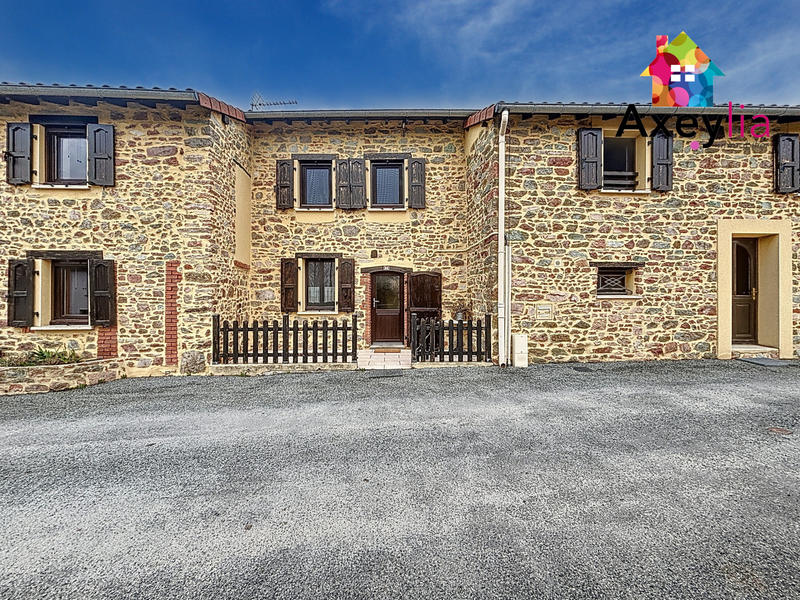 Maison - 208 m² - 6 pièces