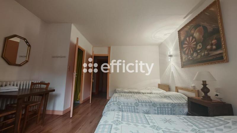 Bureau - 484 m² - 12 pièces