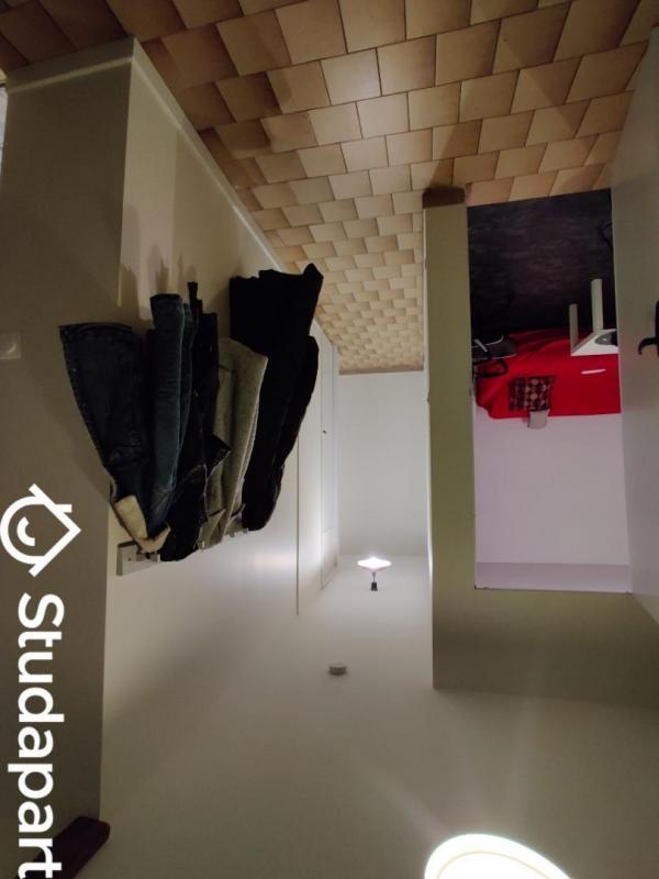 Chambre - 9 m² - 1 pièce