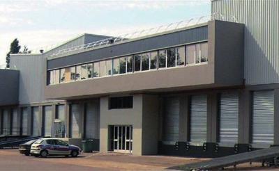 Entrepôt - 1 393 m²