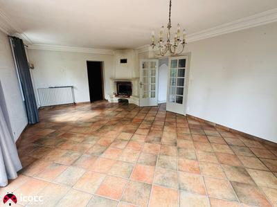 Maison - 128 m² - 7 pièces