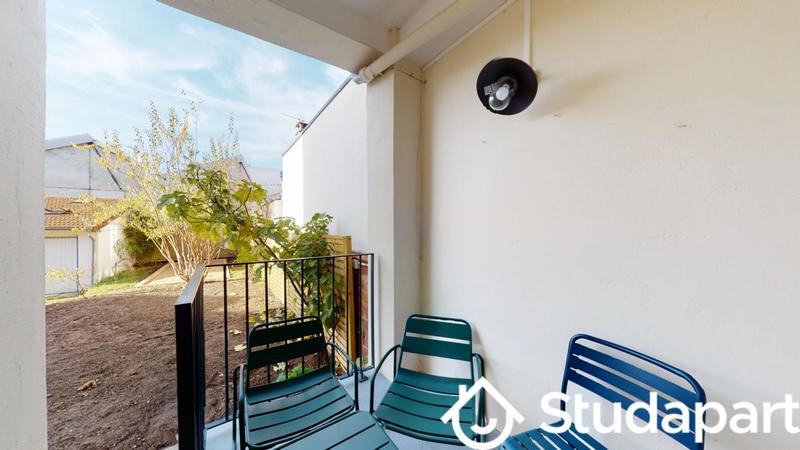 Chambre - 11 m² - 1 pièce