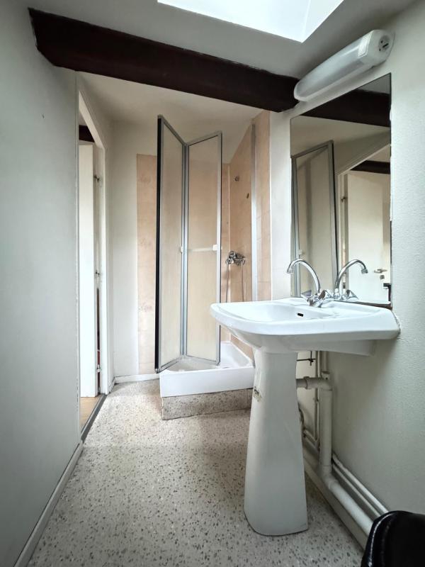 Studio - 18 m² - 1 pièce