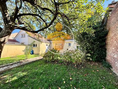 Maison - 92 m² - 5 pièces