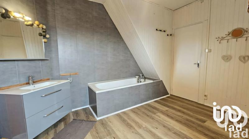 Maison de ville - 112 m² - 4 pièces