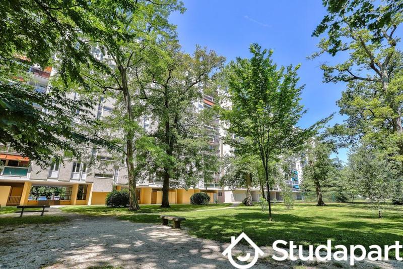 Chambre - 14 m² - 1 pièce