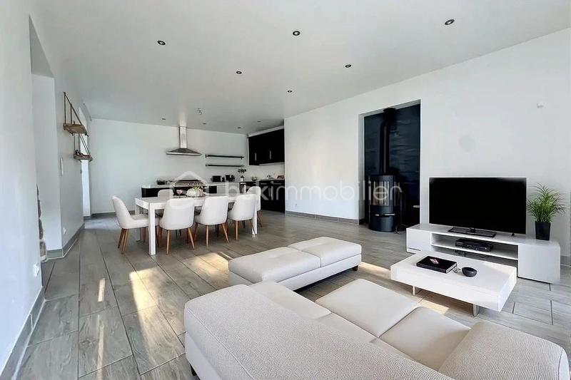 Maison en pierre - 106 m² - 5 pièces