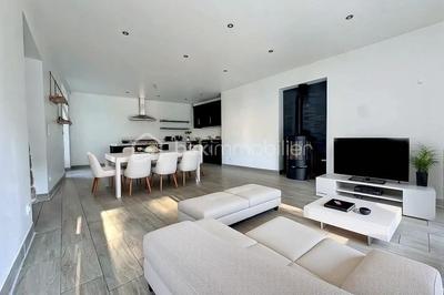 Maison en pierre - 106 m² - 5 pièces